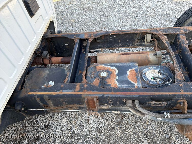 image for item FI0467 2015 RAM 5500 truck cab and chassis