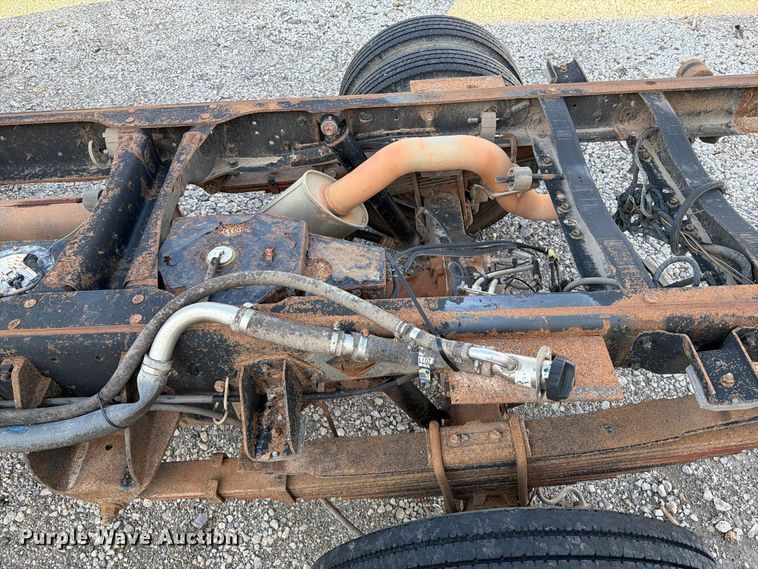 image for item FI0467 2015 RAM 5500 truck cab and chassis