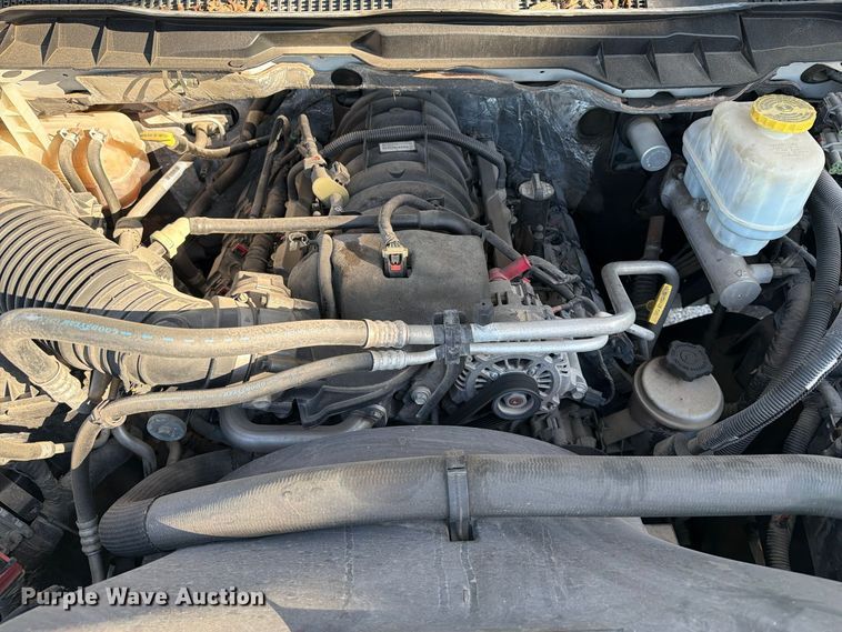 image for item FI0467 2015 RAM 5500 truck cab and chassis