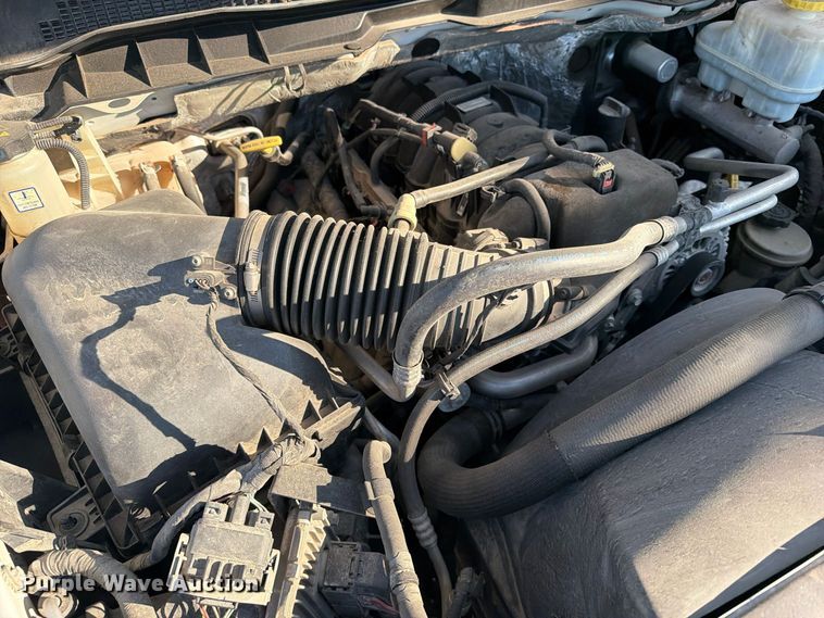 image for item FI0467 2015 RAM 5500 truck cab and chassis