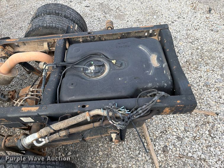 image for item FI0468 2015 RAM 3500 Heavy Duty pickup truck cab and chassis