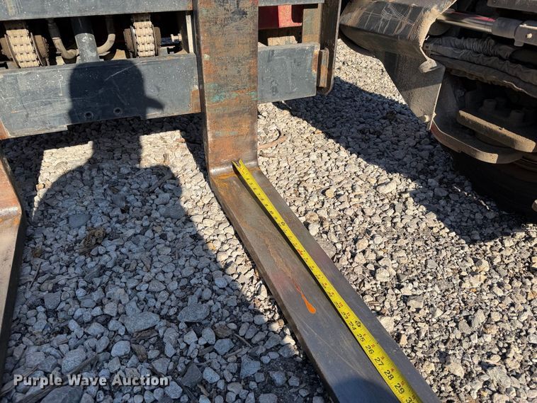 image for item FI0469 2013 Moffett M55.4 forklift