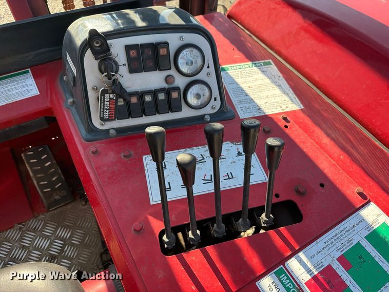 image for item FI0469 2013 Moffett M55.4 forklift