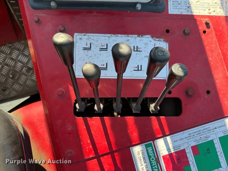 image for item FI0469 2013 Moffett M55.4 forklift