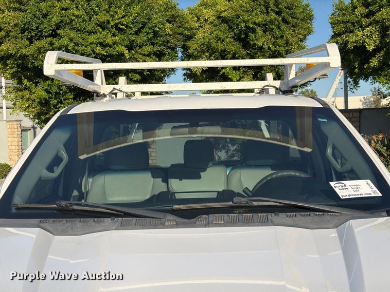 image for item FI2054 2019 Ford F250 Super Duty utility bed pickup truck