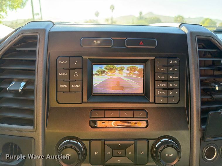 image for item FI2054 2019 Ford F250 Super Duty utility bed pickup truck
