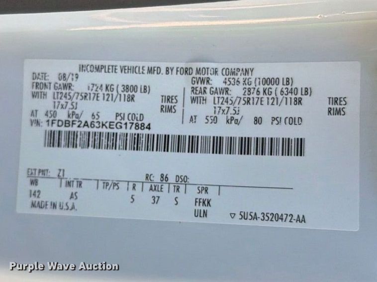 image for item FI2054 2019 Ford F250 Super Duty utility bed pickup truck