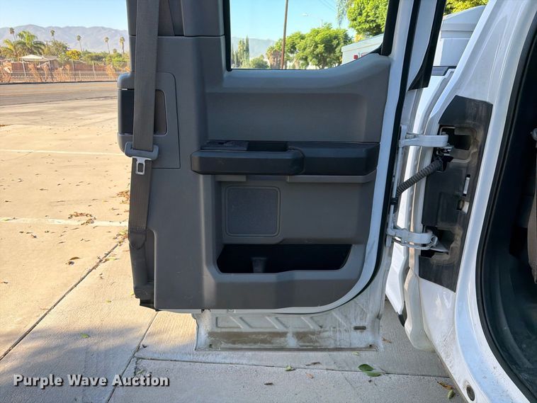 image for item FI2055 2019 Ford F150 Ext. Cab pickup truck