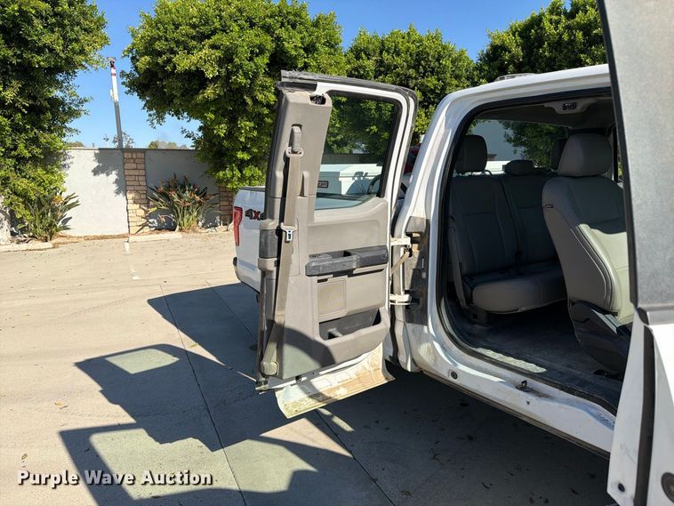 image for item FI2058 2016 Ford F150 Ext. Cab pickup truck
