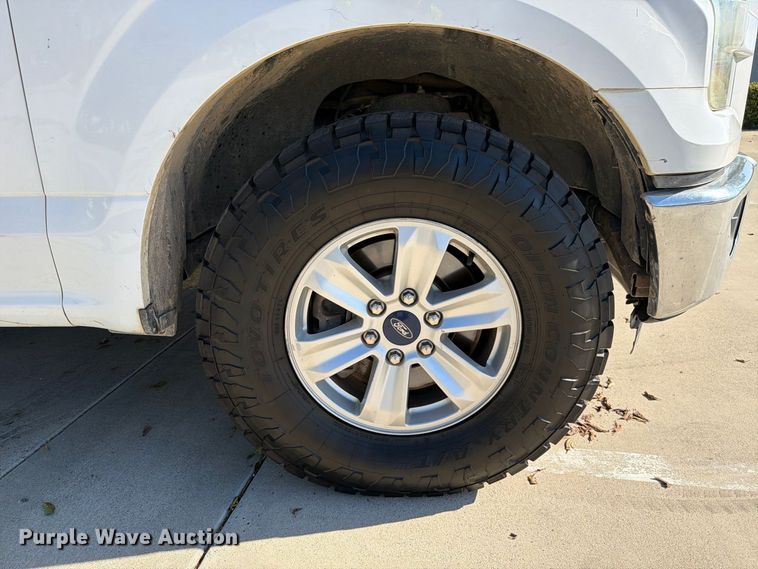 image for item FI2058 2016 Ford F150 Ext. Cab pickup truck