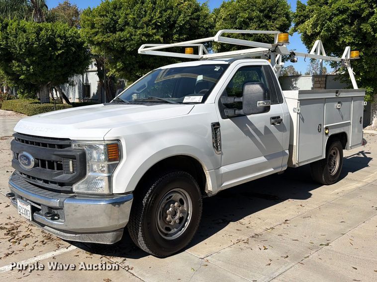 image for item FI2060 2022 Ford F250 utility bed pickup truck