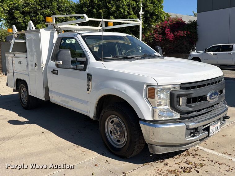 image for item FI2060 2022 Ford F250 utility bed pickup truck