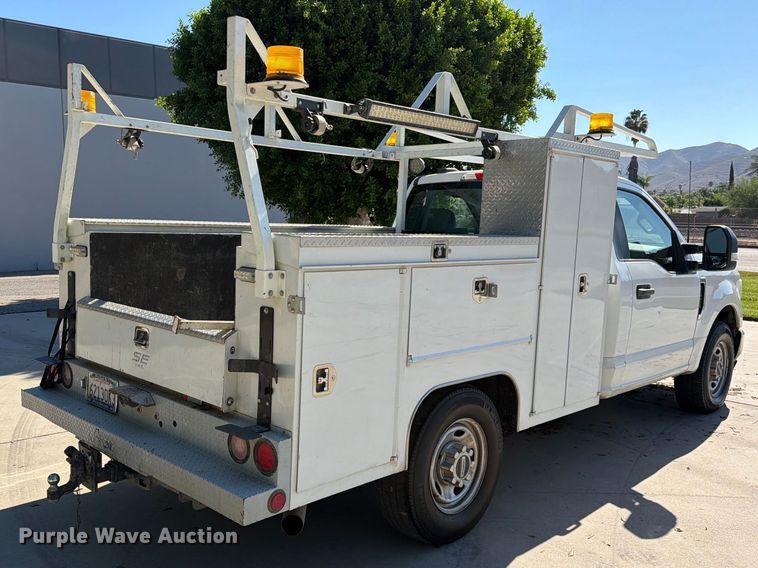 image for item FI2060 2022 Ford F250 utility bed pickup truck