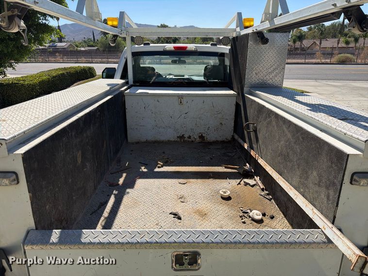 image for item FI2060 2022 Ford F250 utility bed pickup truck
