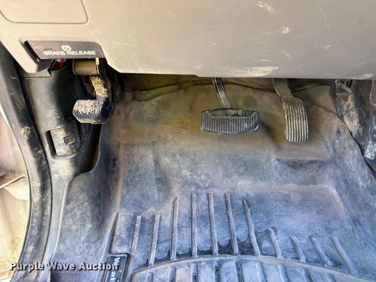 image for item FI2060 2022 Ford F250 utility bed pickup truck