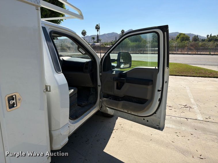 image for item FI2060 2022 Ford F250 utility bed pickup truck