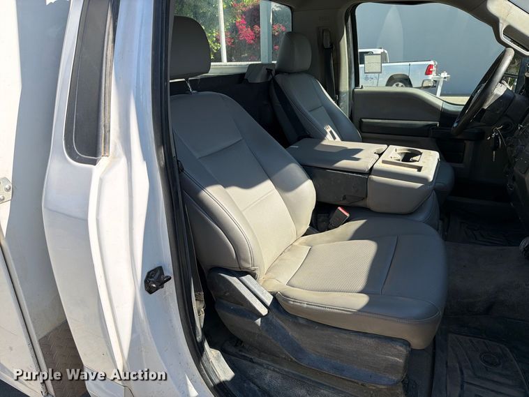 image for item FI2060 2022 Ford F250 utility bed pickup truck