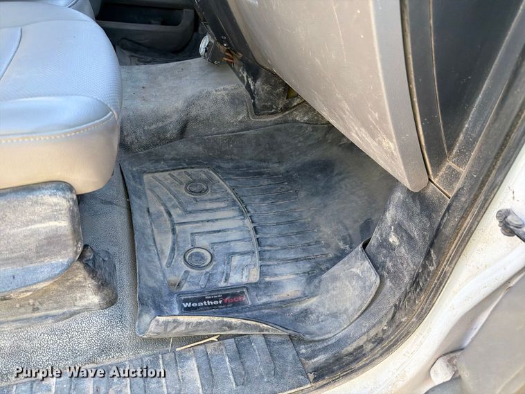 image for item FI2060 2022 Ford F250 utility bed pickup truck