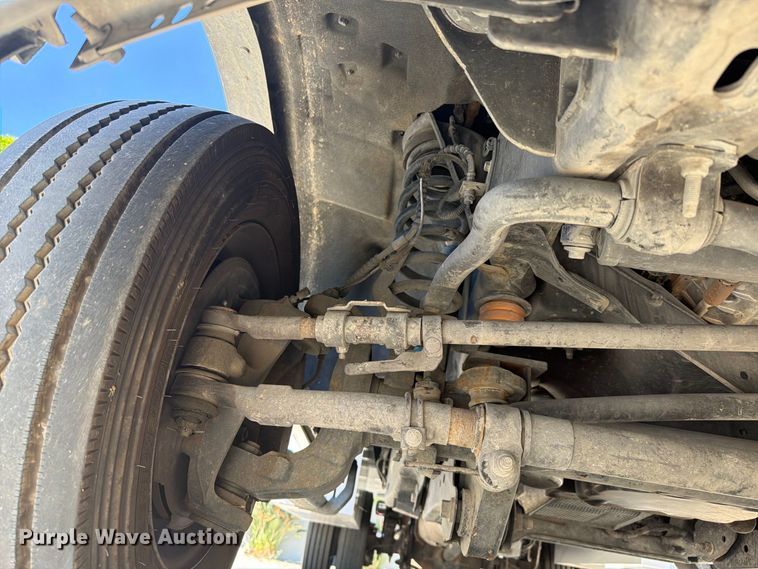 image for item FI2061 2022 Ford F450 Super Duty flatbed truck