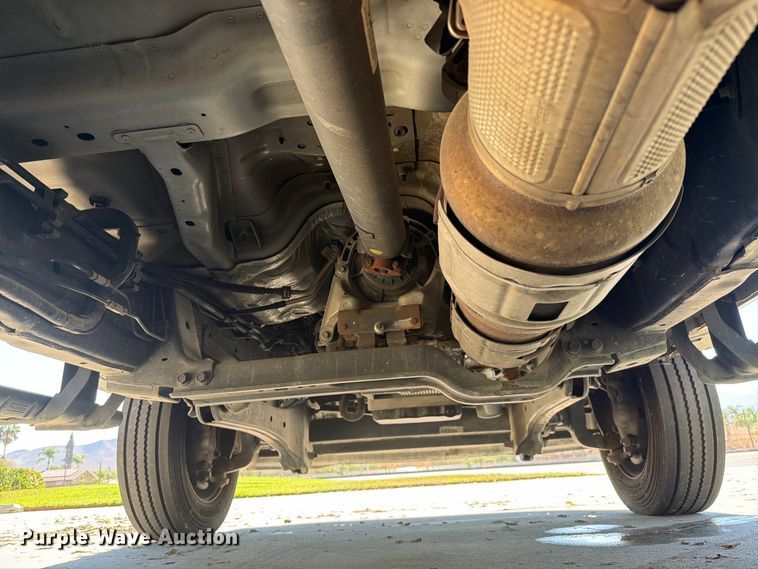 image for item FI2061 2022 Ford F450 Super Duty flatbed truck