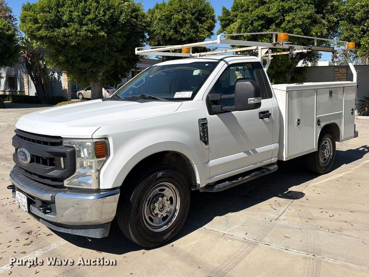 image for item FI2062 2020 Ford F250 Super Duty utility bed pickup truck