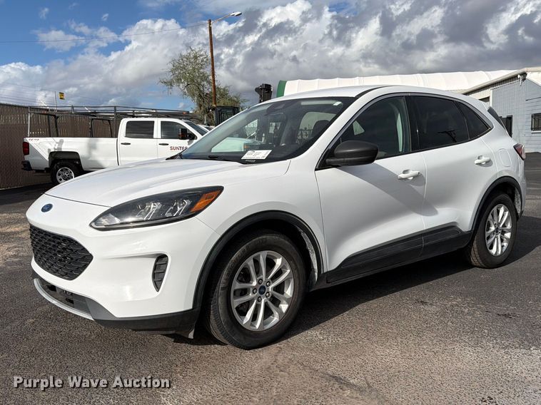 image for item FI2074 2022 Ford Escape SE SUV
