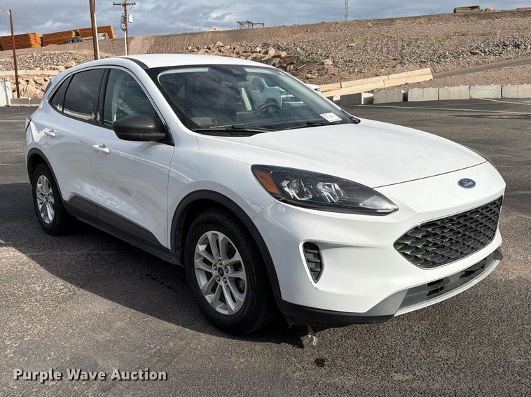 image for item FI2074 2022 Ford Escape SE SUV