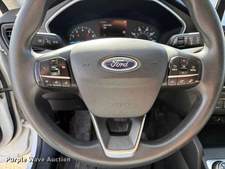 image for item FI2074 2022 Ford Escape SE SUV