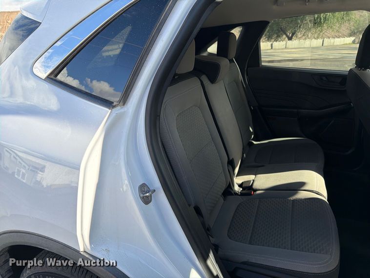 image for item FI2074 2022 Ford Escape SE SUV