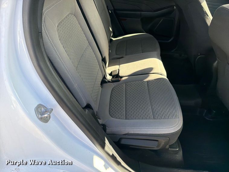 image for item FI2074 2022 Ford Escape SE SUV