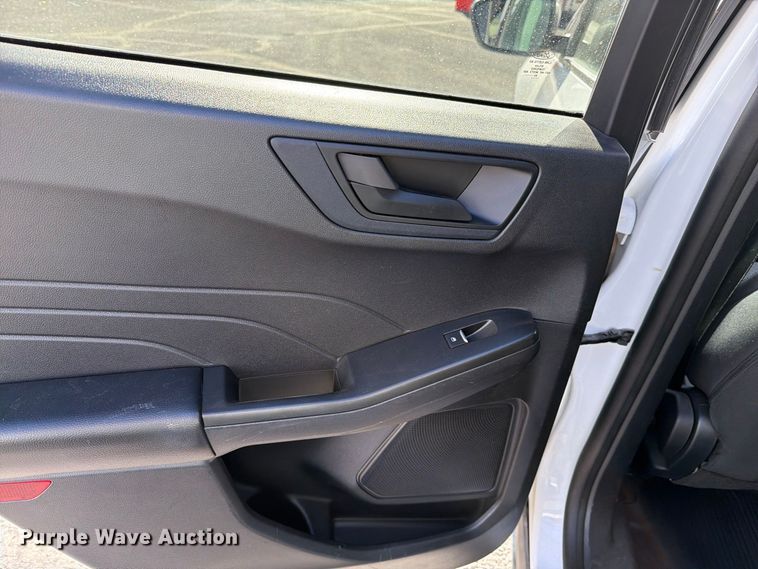image for item FI2074 2022 Ford Escape SE SUV