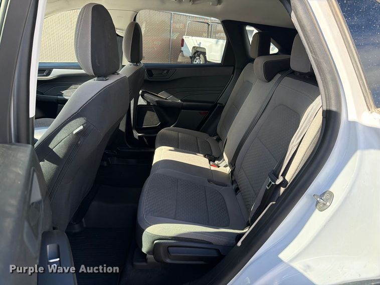 image for item FI2074 2022 Ford Escape SE SUV