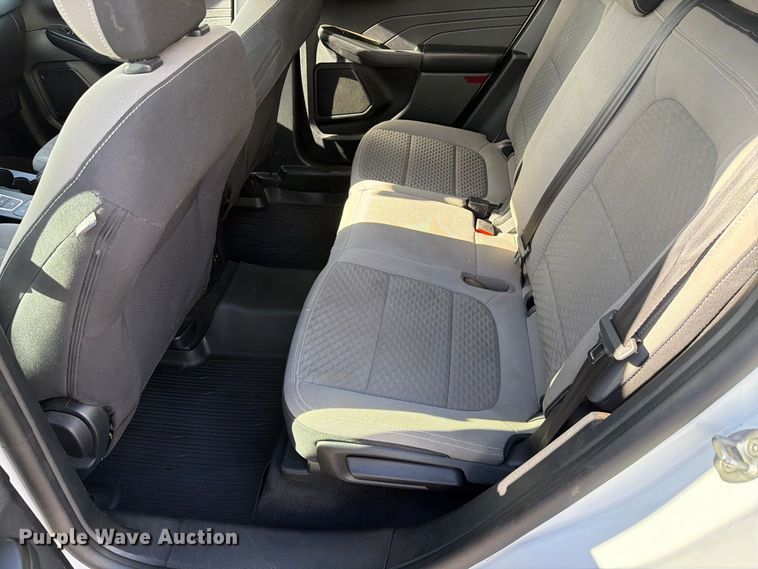 image for item FI2074 2022 Ford Escape SE SUV