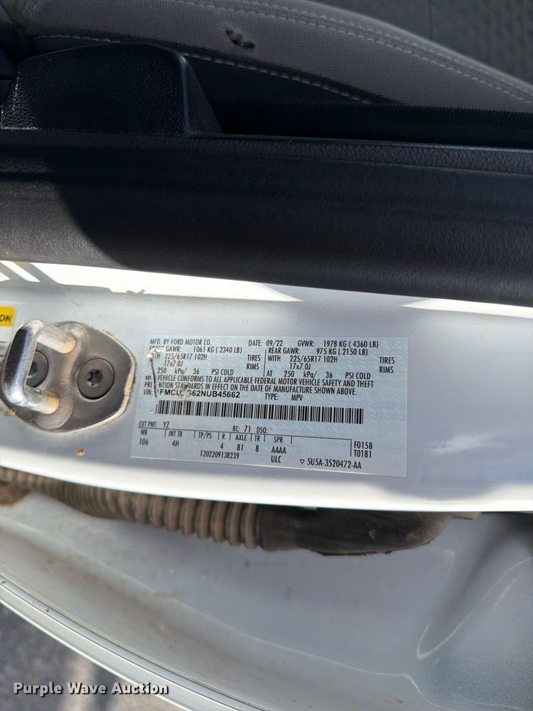 image for item FI2074 2022 Ford Escape SE SUV