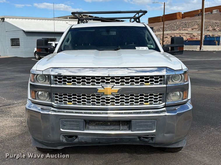 image for item FI2075 2019 Chevrolet Silverado 2500HD Ext. Cab pickup truck