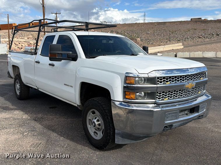 image for item FI2075 2019 Chevrolet Silverado 2500HD Ext. Cab pickup truck