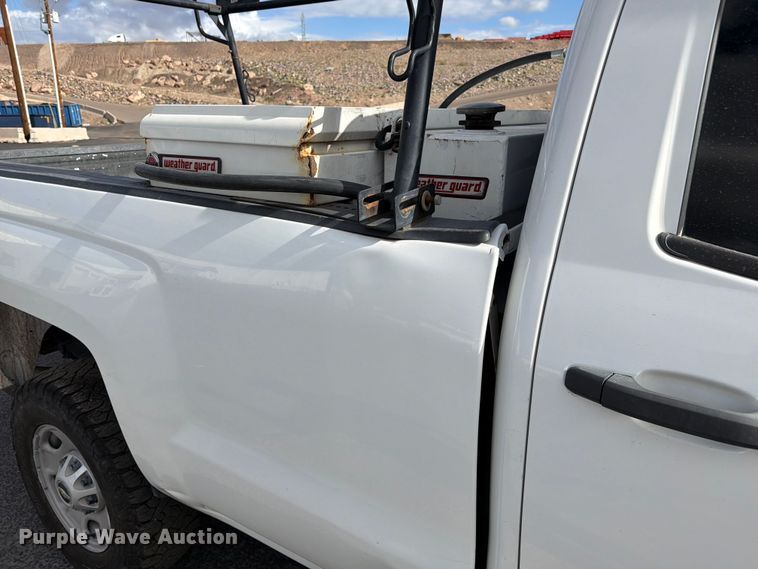 image for item FI2075 2019 Chevrolet Silverado 2500HD Ext. Cab pickup truck