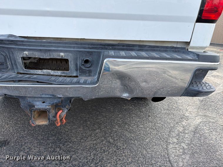 image for item FI2075 2019 Chevrolet Silverado 2500HD Ext. Cab pickup truck