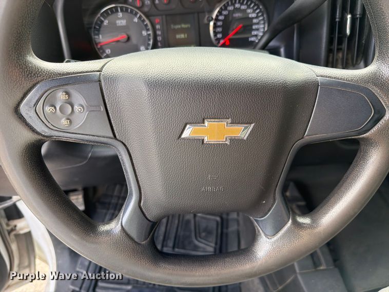 image for item FI2075 2019 Chevrolet Silverado 2500HD Ext. Cab pickup truck