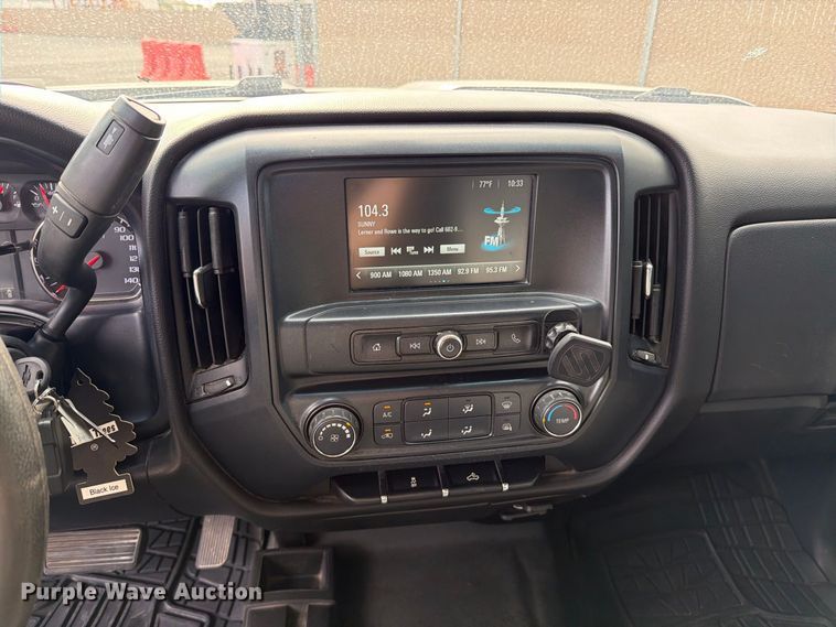 image for item FI2075 2019 Chevrolet Silverado 2500HD Ext. Cab pickup truck