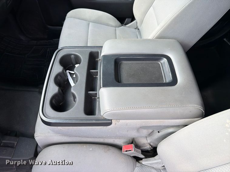 image for item FI2075 2019 Chevrolet Silverado 2500HD Ext. Cab pickup truck