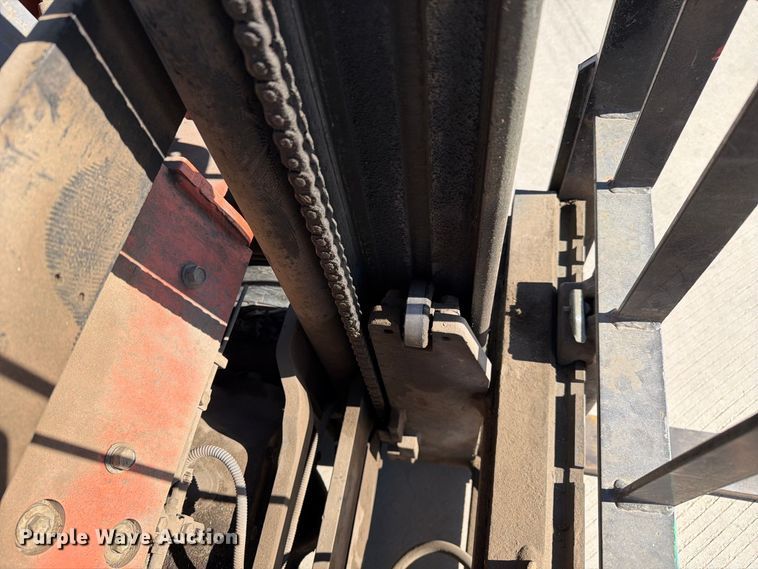 image for item FI2085 2003 Toyota 7FGU18 forklift
