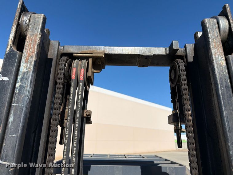 image for item FI2085 2003 Toyota 7FGU18 forklift