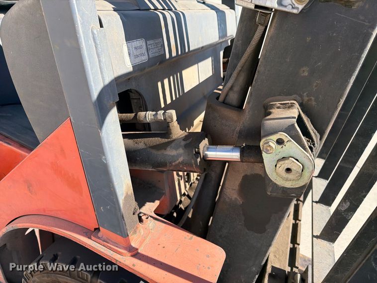 image for item FI2085 2003 Toyota 7FGU18 forklift