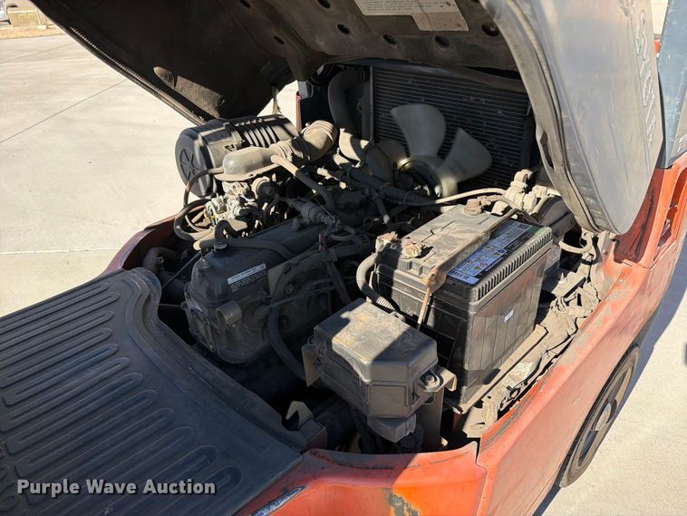 image for item FI2085 2003 Toyota 7FGU18 forklift
