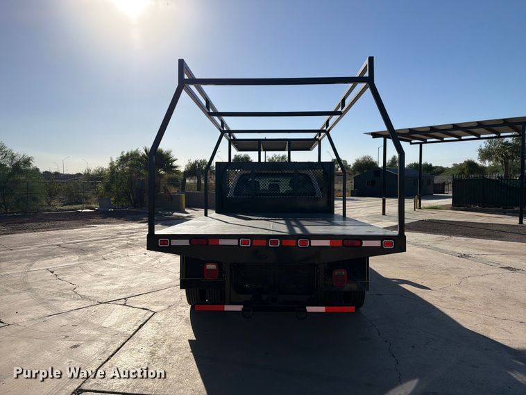 image for item FI2087 2011 Ford F550 Super Duty Crew Cab flatbed truck