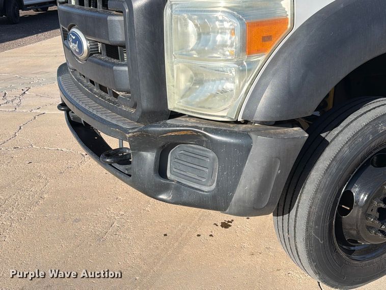 image for item FI2087 2011 Ford F550 Super Duty Crew Cab flatbed truck