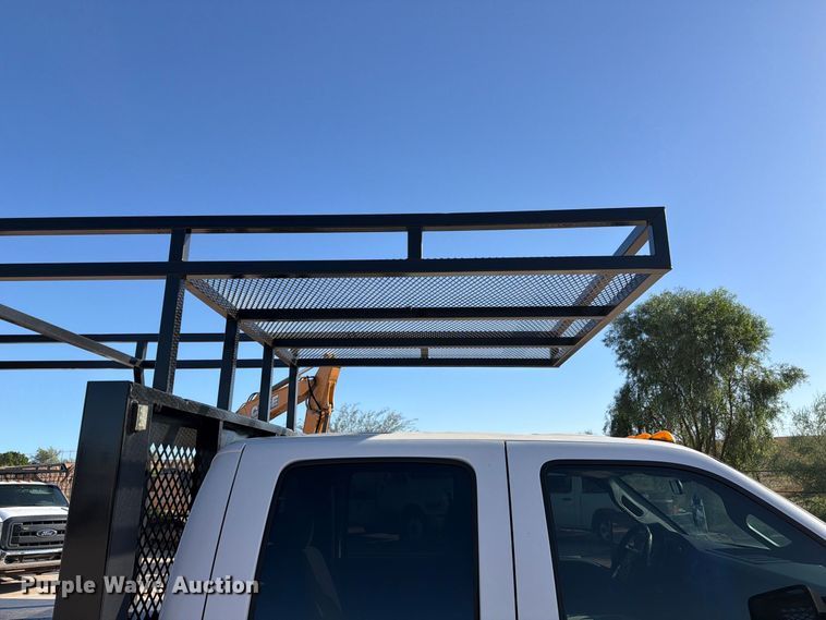 image for item FI2087 2011 Ford F550 Super Duty Crew Cab flatbed truck