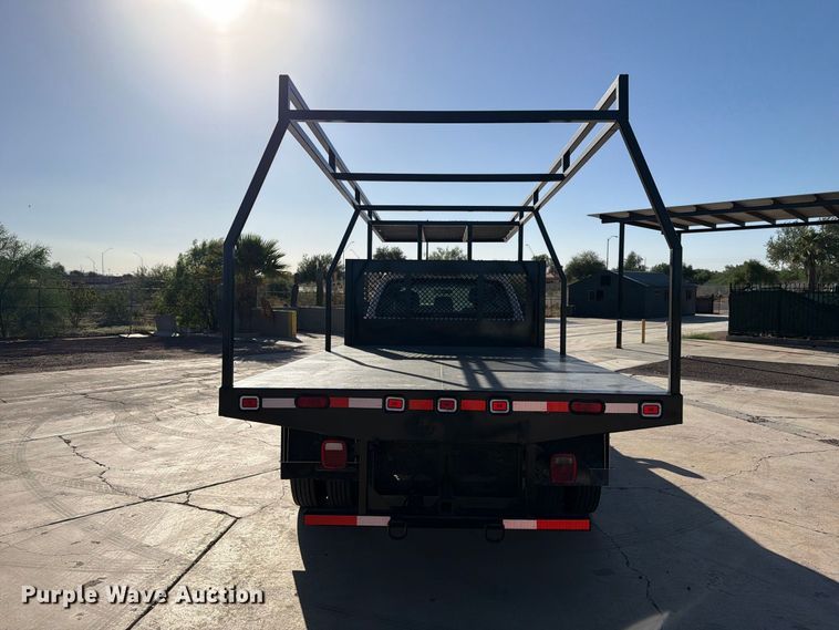 image for item FI2087 2011 Ford F550 Super Duty Crew Cab flatbed truck