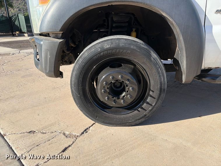 image for item FI2087 2011 Ford F550 Super Duty Crew Cab flatbed truck